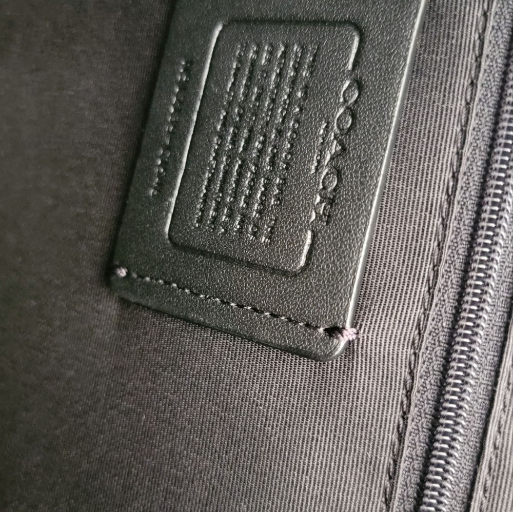 NWT $450 Dempsey Tote 40 In Signature Jacquard With Stripe And Coach Patch - Picture 5 of 13